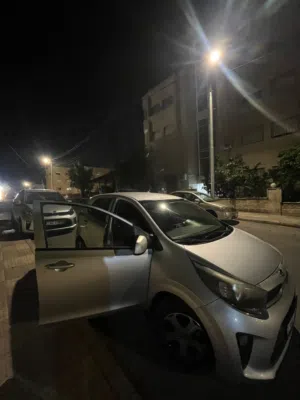 كيا بيكانتو اربعة جيد 2018 1250cc  كاش 7700 أو أقساط 200 دينار شهرياً بدون فوائد بسعر الكاش
