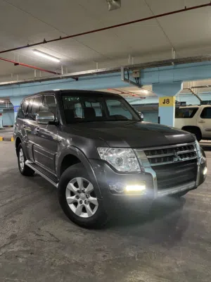 Mitsubishi Pajero V6 2021