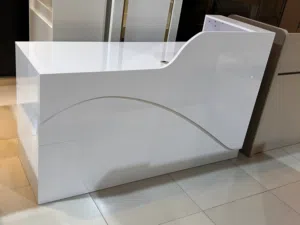 White reception table 1.6M