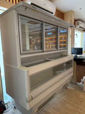 ثلاجة فليزر إيطالية