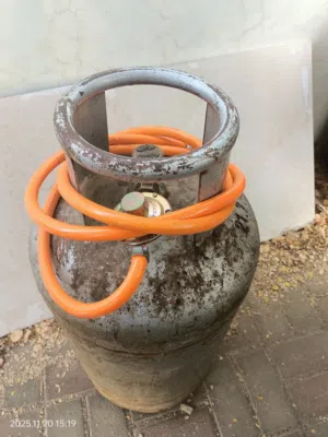 Gas cylinde