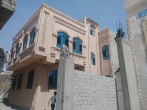 144 m2 4 Bedrooms Townhouse for Sale in Sana'a Shamlan