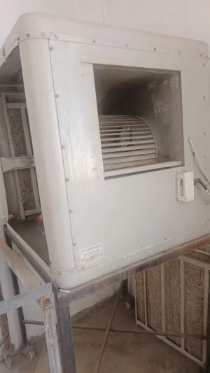 مكيف ماء بارد حجم كبير