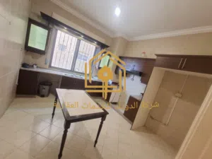شقة سوبر ديلوكس - تلاع العلي - قرب الخدمات - موقع مميز