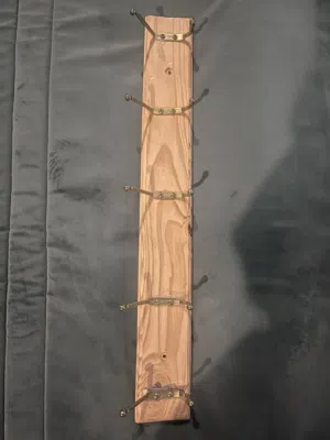 Wooden base durable steel hanger