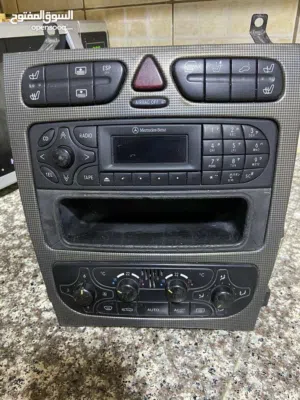 واجهة مسجل مرسيدس C200 (2003-2007)