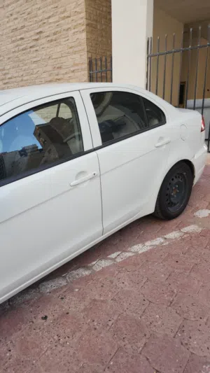 Used Mitsubishi Lancer in Farwaniya