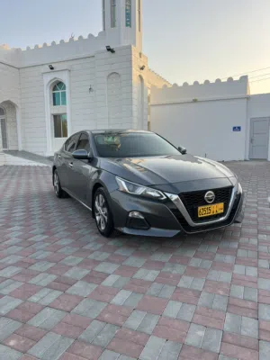 Used Nissan Altima in Al Batinah