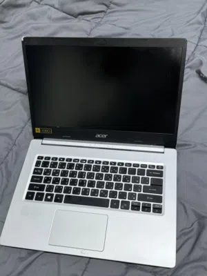 Windows Acer for sale in Al Sharqiya