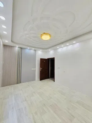 شقه عرطه للبيع مده 3 ايام مساحة 220m بـ 70 الف نهايه