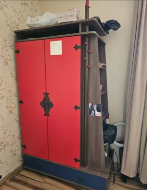 سرير ودولاب صناعه تركيه قويه للبيع