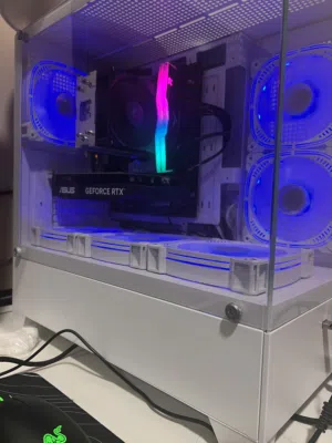 Windows Custom-built  Computers  for sale  in Ajman