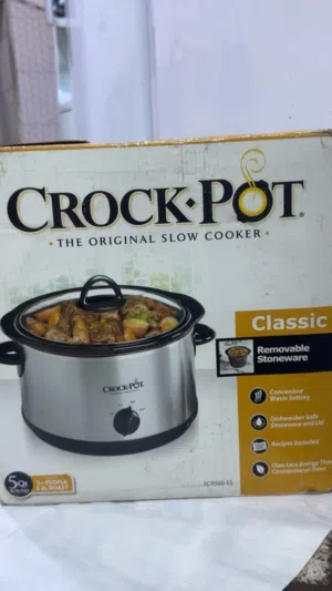 قدر طبخ بطيء من شركة Crock-Pot