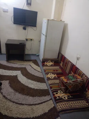 مطلوب شخص علي خلق لمشاركة سكن