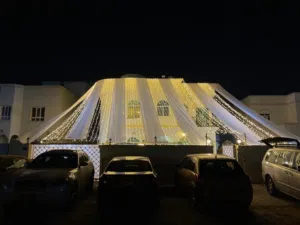 زينة وإضاءة الأعراس والمنازل Wedding Decoration & House Lighting تأجير كراسي وطاولات وخيام ومسرح
