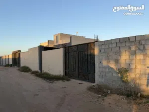 100 m2 2 Bedrooms Townhouse for Rent in Misrata Tamina