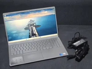 Dell Inspiron 5502 i5 1135G7, 4GB Ram 256GB NVMe SSD, حالة جيدة جدا