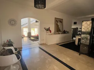 فيلا للإيجار