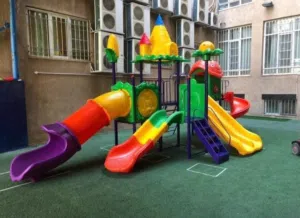 تجهيز روضات وحضانات ومدارس