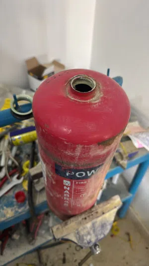 صيانة و تصليح الطفاية صارت أسهل مع جودة فشغل  لدى SIYAB.   Fire extinguisher maintenance and repair