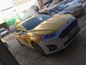 فورد فيوجن 2018 تيتانيوم للبيع فحص 2 جيد امامي 2 مضروب خلفي ترخيص لشهر 10