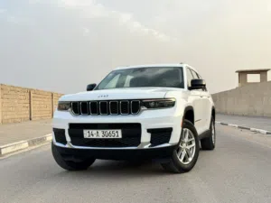 جيب جراند شيروكي L لاريـدو موديل 2023 — سبعة راكب