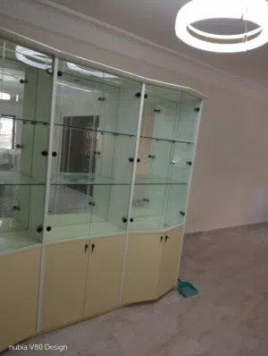 بوفيه مستعمل بحالة الوكالة مافي ولا شحطة وواسع وكبير ما شاء الله