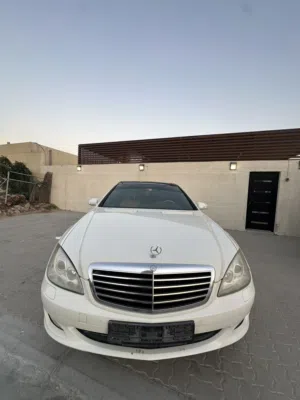 Mercedes Benz S350  مرسيديس موديل 2008 خليجي مالك اول داخل الدولة