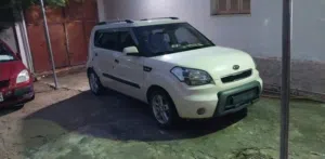 كيا سول موديل  2010 فتحة في السقف تحويل بنكي  مافيش مشكلة