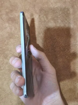 هونر 200 برو جديد الهاتف معاه شحنه الأصلي والباكو