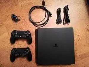 توفر اجهزه ps4 نضافه فول وضمان اسعار مناسبه