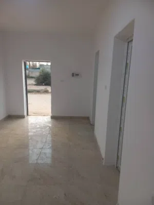 100 m2 2 Bedrooms Townhouse for Rent in Tripoli Tareeq Al-Mashtal