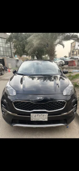 سياره كيا سبورتج2021 لون اسود