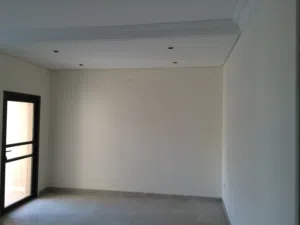 شقه في ضاحيه الكرامه للايجار