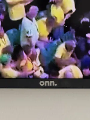 بيع شاشه مستعمل 65 بوصه