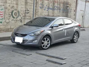 Used Hyundai Elantra in Sana'a