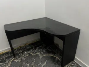 طاوله جانبيه