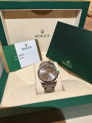 For sale Rolex oyster size 39mm discontinued model 2020 full set very clean watch