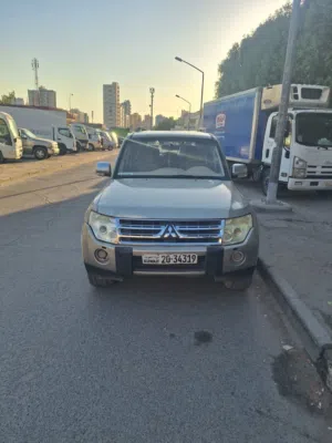 Used Mitsubishi Pajero in Farwaniya