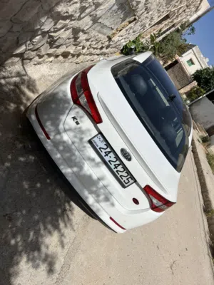 Used Kia K5 in Amman