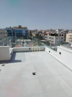 بالقرب من دوار الاسره في عبدون شقة مميزة أخير مع روف 450م بسعر مميز / ref 1165