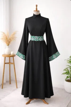 15 دينار فستان ستاتي باربي وزن 50 ل 90