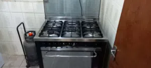 اثاث منزلي واجهزة كهربائية