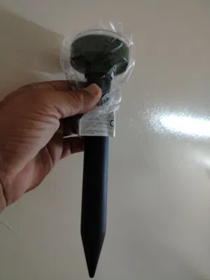 جهاز طارد للافاعي والقوارض يعمل بطاقه الشمسيه عملي وفعال للمزارع والعزب