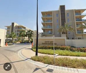 1 Bedroom . 2 Bathrooms . 822 m23