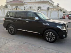 نيسان باترول بحاله ممتازه للبيع