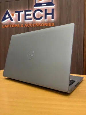 Dell 5520 – 11th Gen Performance & Style  Intel Core i5 – 11th Gen  RAM: 16 GB  SSD: 512 GB