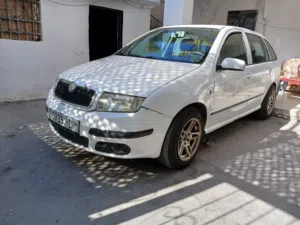 سكودا فابيا 2006 اصل عمومي انظف من لبرايفت