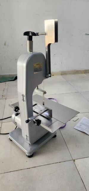 مكينة قص اللحوم و الاسماك والعضام لمحلات بيع السمك واللحم منشار مقص تقطيع لحم سمك سير قوي حصان 750W