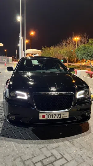 كرايسلر c300 V6 للبيع 2013